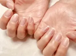 【hand】ウォーターケア《自爪を整えたい方》