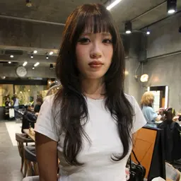 【平日限定】レイヤーカット＋艶カラー＋高保湿TR 〔レイヤー/ハッシュカット／顔周りレイヤー/ボブレイヤー〕