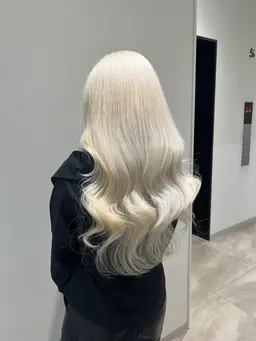 【🫧人気No.1メニュー🫧】ハイトーントリプルカラー(ケアブリーチ2回➕カラー)➕オリジナルトリートメント🧴🫧