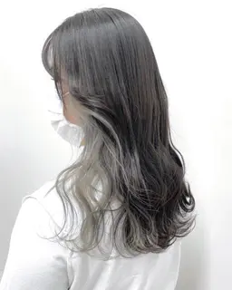 【イヤリングカラー🌟】耳かけや        ハーフアップアレンジにピッタリ✌️     さらに可愛さアップ🧡