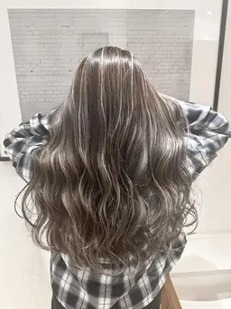 【筋感◎】外国人風3Dハイライト/※ホワイト系要相談※2stepトリートメント　ケアブリーチ付