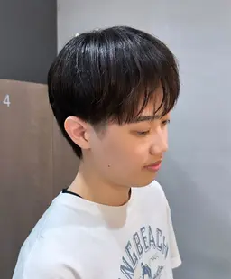 前髪カット✂️➕顔まわりカット