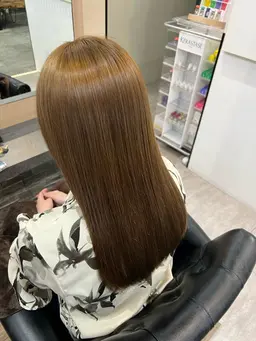 ✨カラー(全体のトーンアップ)➕トリートメント【⚠️月曜日・金曜日限定】