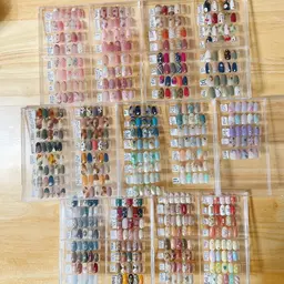 【初回オフ無料】定額デザイン