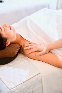 【産後のむくみ・睡眠不足・腰痛】マタニティケア６０分