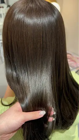 【カット無し憧れのツヤ髪へ💫】縮毛矯正＋トリートメント✨✨