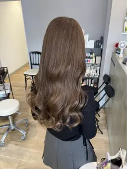 【艶髪、うるツヤ髪】カットパーマ＋5工程オージュアトリートメント11000円