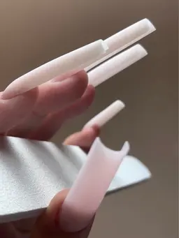 ★【初回ソフトジェルオフ無料 】スカルプ長さ出しワンカラー/ラメぐラ 【2色無料】800円パーツ2️⃣個無料