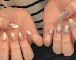 【王道の可愛さ＆上品さ】マグネットネイル＆マグネットフレンチ♡(オフ込み)