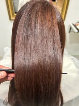 毛先までうるうる❣️ケアトリートメント付き❤︎カラー