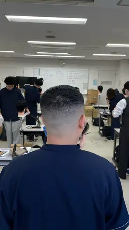 フェードメンテナンス　【周りの刈り上げのみになります。】