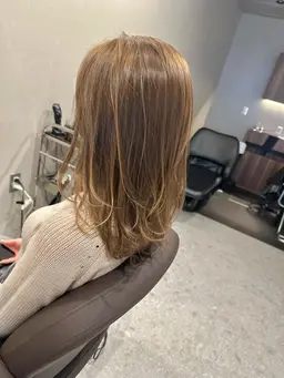 ガラッとイメチェン‼️フルハイライト+オンカラー+サブリミックトリートメント