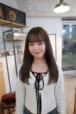 ブリーチなしワンカラー + カット