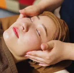 【12/28限定‼️🐻‍❄️】小顔/頭蓋骨矯正＋むくみ撃退フェイシャル50分