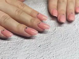 【ハンド💅長さ出し10本(チップ)＋ワンカラー(ラメ変更OK！)】　※甘皮ケア・オフ込み