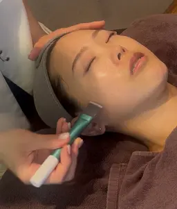 満足感No.1✨【低刺激🌿ニキビ、ハリツヤ、肌管理❤️‍🔥】剥離しない優しいピーリング。１回のお手入れでも劇的変化！