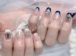 上品に可愛い💕 フレンチ or グラデーション(ベース付き)💅