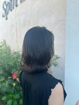 💇🏻‍♀️カット＋無料保湿トリートメント🫧✨️  ⚠️リピーター様限定メニュー⚠️