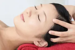 【頭痛改善】眠れる極上ドライヘッドスパ｜首・肩・頭皮ほぐし