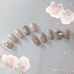 キラキラワンホンネイル✨