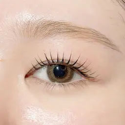 《12/25限定🌱》ぱっちり上向きまつげに🌈✨パリジェンヌorラッシュリフト　4000円