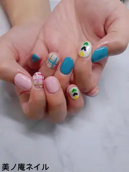 アクリルスカルプ10本長さ出し+ジェルアート4本やり放題【画像持ち込み可】+500円でパラジェルに変更ができます。