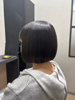 【当日予約◎】カット/切りっぱなしBobで小顔効果/まとまりやすくお手入れやスタイリングが簡単に出来る!