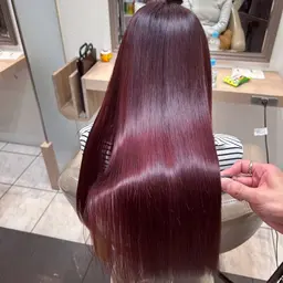 （小山1番おすすめ）カット＋カラー＋ツヤ髪質改善トリートメント　　※ブリーチをする方は別途7700円になります！