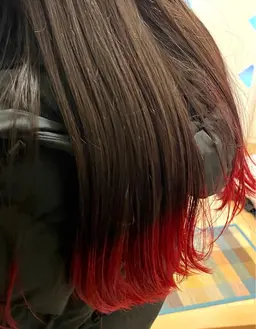 イヤリングカラーで顔周りの雰囲気を変えてイメージチェンジ🪄プチトリートメントで手触りよく