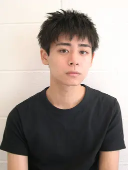 《清潔感UP》骨格補正メンズデザインカット+クイックヘッドスパ+保水トリートメント✨