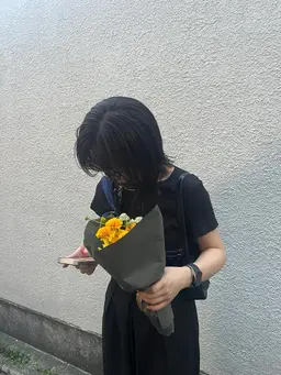 黒染めじゃない色落ちする暗めワンカラー🖤＋トリートメント＋炭酸泉