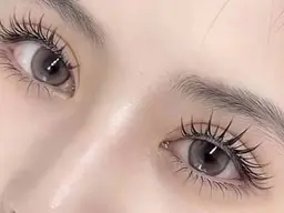 【中華風🐼🇨🇳】ふんわり束感ワンホンマツエク🍓長持ちコーティング付き♡