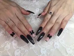 すら​〜​りっ長さだし10本➕2本アート🎨