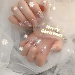 【Jr研修】チップ長出し✨持ち込みデザインOK！やり放題🎀限定パーツ・ストーン・シールつけ放題