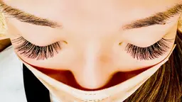 👁ボリュームラッシュ  300本🤩6000円