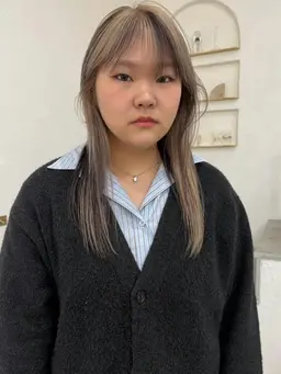 ブリーチ＋カラー＋3stepトリートメントつきののメニューになります♪デザインカラー🉑