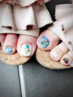 ★新規　フットネイル(アートし放題)