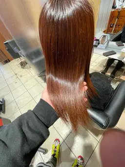 自然な仕上がり‼️カット＋コスメ縮毛矯正＋極潤超音波3stepトリートメント