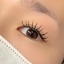 【ミニモ限定✨】シングルラッシュつけ放題(120本まで)アイシャンプー付き🫧