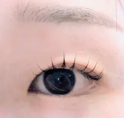 マスカラオフあり・上まつ毛・根元立ち上げのみ〉まつ毛パーマ✨