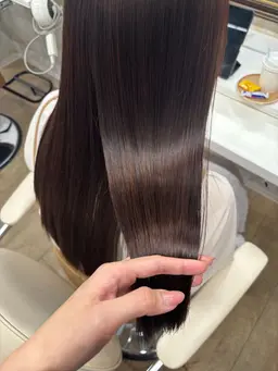 【世界1痛ませないストレート】韓国風カット+超高濃度水素ケア縮毛矯正＋髪質改善TR16500円