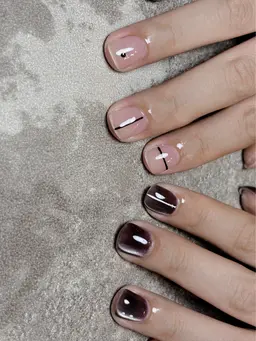 90分店内・持ち込みシンプルめなアート(アート目安3本-5本、ご予約前要確認🩷)(オフ、ケア込み)