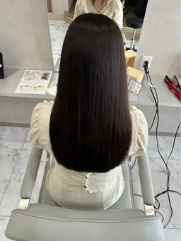 頭皮と髪を綺麗に🤩リタッチカラー+ヘマチンケア処理