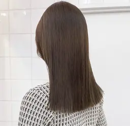 【☘️✨ナチュラルにストレート✨☘️】  ストレートパーマ＋うる艶ウォータートリートメント