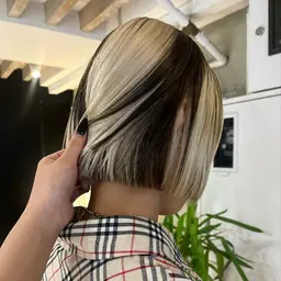 【デザインカラー☦️】全体ブリーチ（一回込）カラー➕選べるケアトリートメント