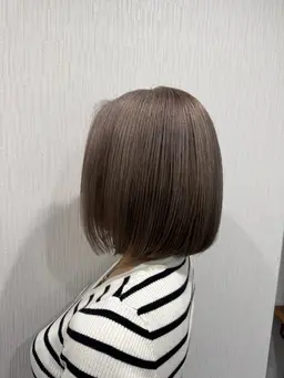 ⭐️ブリーチモデル+カラーモデル⭐️¥6600(肩上の方)ご希望の時間が空いてない場合でもご案内可能な場合がございます。