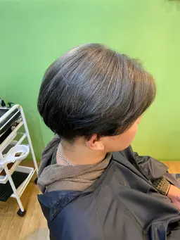 【裾カラー・グラデーションカラー( 1ブリーチ + オンカラー)】🔥メンズ限定・期間限定🔥　¥15.000✨