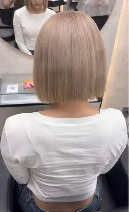 【ハイトーンボブもおすすめ💖】ダブルカラー（ブリーチあり）＋カット＋3stepトリートメント