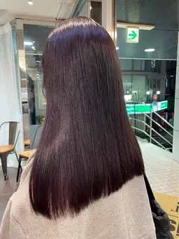 【ミニモ学割】⚡️1番人気⚡️カラー➕メンテナンスカット➕トリートメント🥣