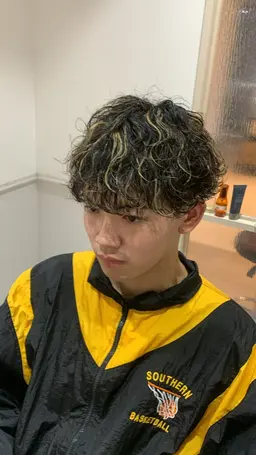 メンズパーマ×ハイライト(メッシュ)